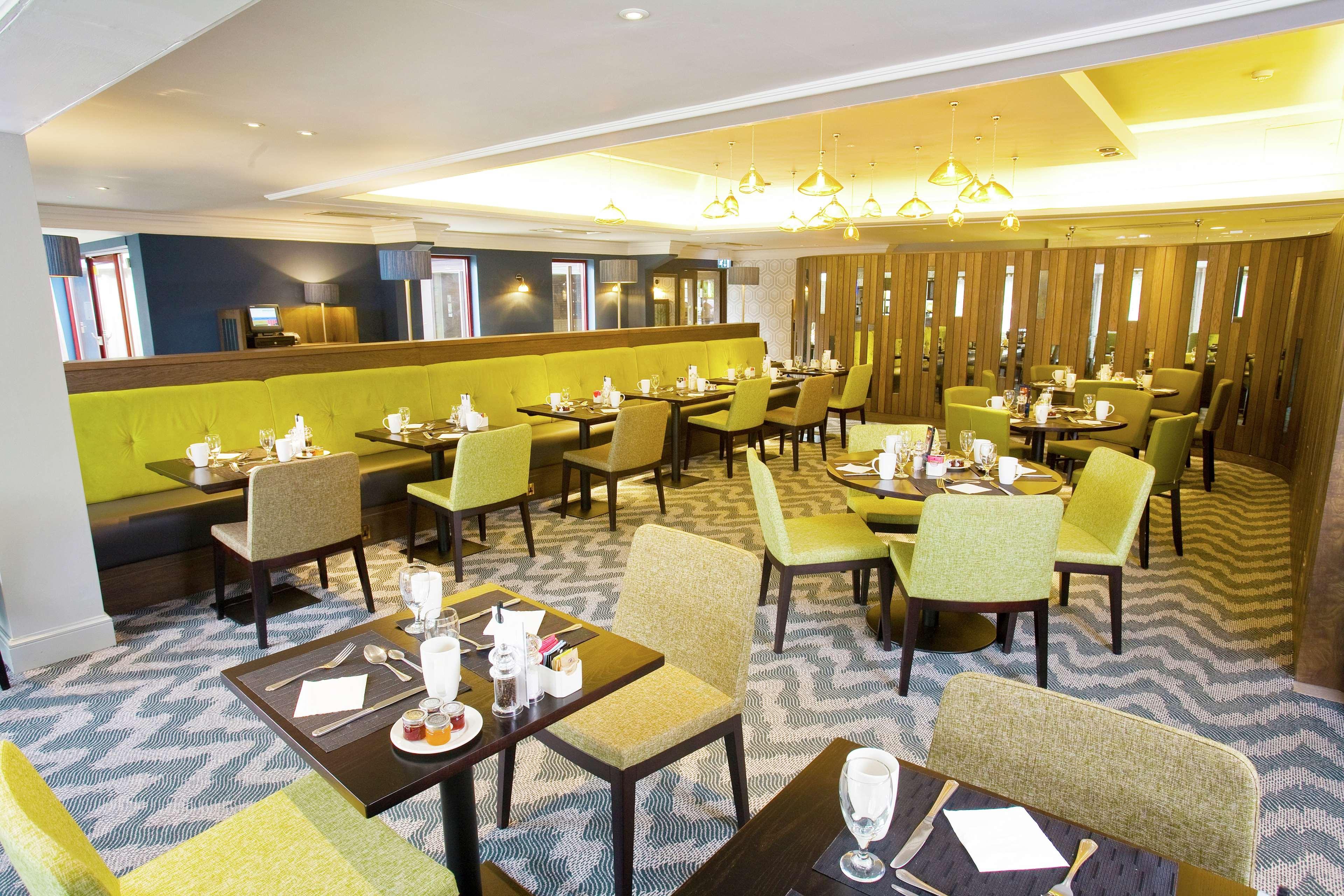 Doubletree By Hilton Bristol North Hotel Almondsbury Restoran foto