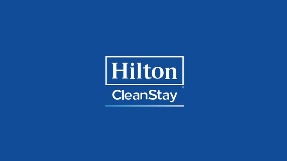 Doubletree By Hilton Bristol North Hotel Almondsbury Bagian luar foto